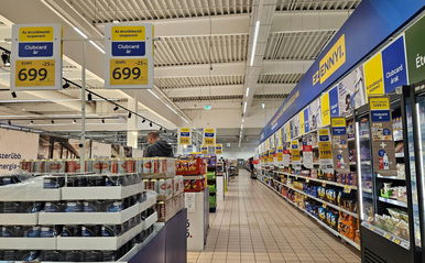 Sokkot kaptak Jász-Nagykun-Szolnok vármegye népszerű élelmiszerboltjának alkalmazottjai, undorító dolog rejtőzött a polcok sorai között