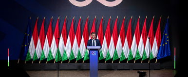 Eldőlt, hogy Orbán vagy Magyar nyerte-e meg az évértékelők versenyét, egyértelmű a győztes a szakértő szerint