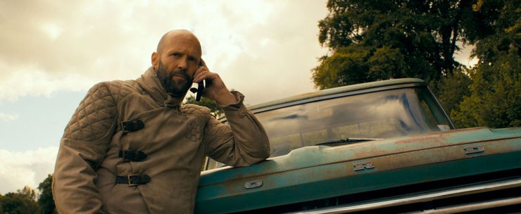 Jason Statham legújabb akciódurranása odaláncol a székhez, felülírja a toplistákat tartó elődjét, kíméletlen mércét állított