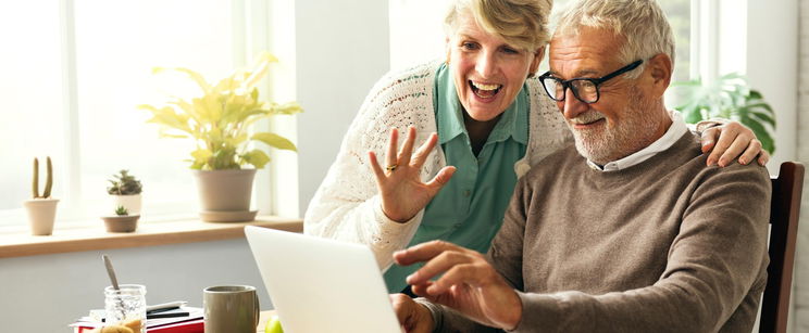Sürgős hírt kaptak a nyugdíjasok, totális változás márciusban