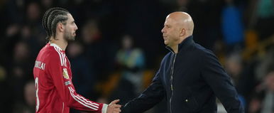 Szoboszlai edzője kiborult az élő adásban, újra a magyar riporter állt bele Arne Slotba?