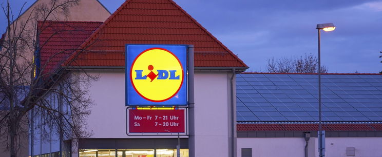 Megrohamozzák a magyarok a hazai szupermarketet, óriási kedvezménnyel árulják a kedvencünket