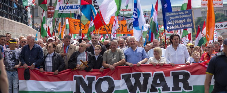Elásta a csatabárdot a Fidesz és a Tisza-párt, csak ennyi kellett hozzá