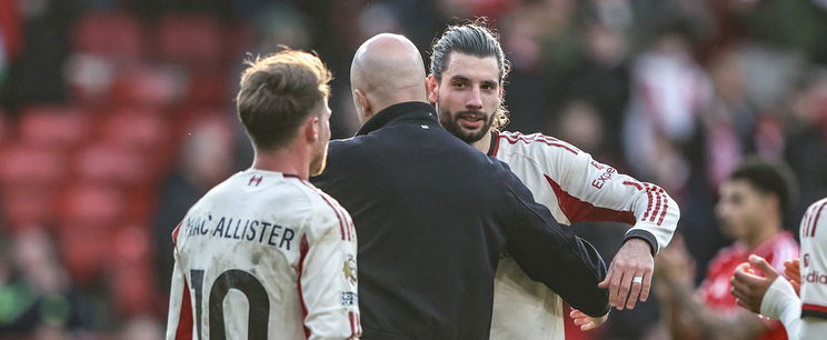 Megelőzte Szoboszlait az új edzője, nagyon furcsa dolog történt a Liverpoolnál, Slot azonnal csomagolni kezdet