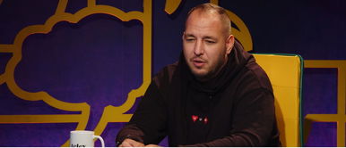 Valami nagyon furcsa Curtis legújabb fideszes fotóján, bizonyíték erejű a fénykép