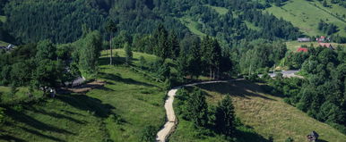 Különös lény bukkant fel Erdélyben, a Netflix nézői egyszerre horkantak fel a látványtól, veszélyben a magyarok