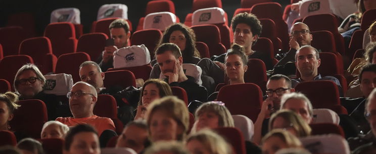 Élő adásban nyomorultazta le a kaposvári képviselőjelölt apját Gulyás Márton, bekapcsolt mikrofon okozta a vesztét