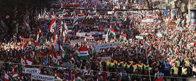 Végleg eldőlt, itt a pontos szám, ennyien voltak a Békemeneten és a Tisza menetén az Andrássy úton - szakértők is megszólaltak a témában?