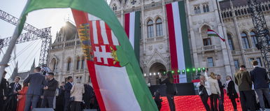 Példátlan videó került elő a március 15-i fővárosi eseményekről, azonnal világszenzáció lett