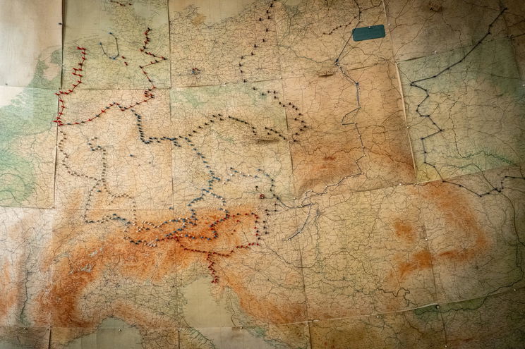 Előkerült az eredeti Trianon-terv, a tudósok is lesokkoltak a négyszög alakú Magyarország láttán