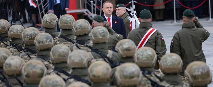 75 nap lesz a sorkatonaság, különleges tervet mutatott be a honvédelmi miniszter Magyarország szomszédjában