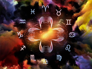 Napi horoszkóp -  március 26: a Hold és a Jupiter együttállása a Rákban felnagyítja az érzelmeket, növeli a reakciók intenzitását, egyszerre hozhat lehetőséget és túlzásokat