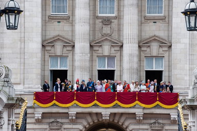 Megindult az elvándorlás a brit királyi családból, újabb két családtag költözik Amerikába