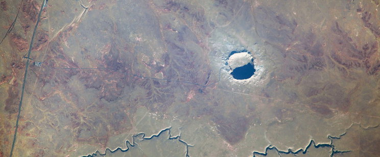 Magyar Péter és Ruszin-Szendi megjelentek a Hajdú-Bihar vármegyei városban, ahol megtalálták a legendás meteoritot