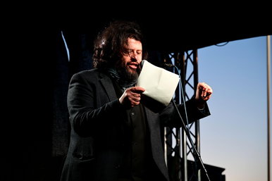 Puzsér Róbert retteg, hogy bezárják a kocsmáját, durva üzenetet kapott