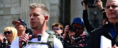 Példátlan eset szakította meg a Tisza országjárását, olyan videó terjed, ami csak április elsején készülhetett