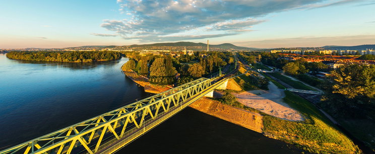 Ez volt Magyarország első fővárosa, az 5 betűs város nevét kihagyják minden tankönyvből