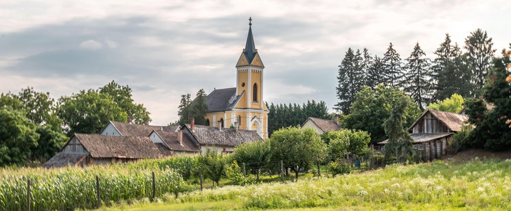 Ez a legkisebb magyar település, a nevétől már azonnal padlót fogsz