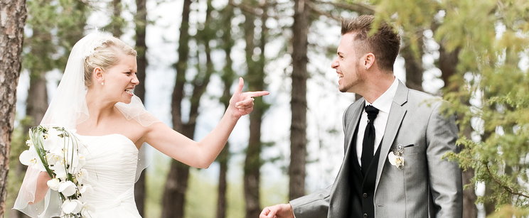 Feltették a nagy kérdést az esküvőn, a vőlegény válaszától megállt a szertartás