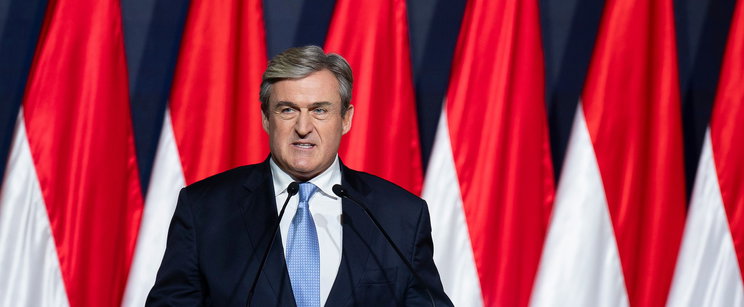 Így él Kapitány István? Ritka fotók kerültek fel az otthonából