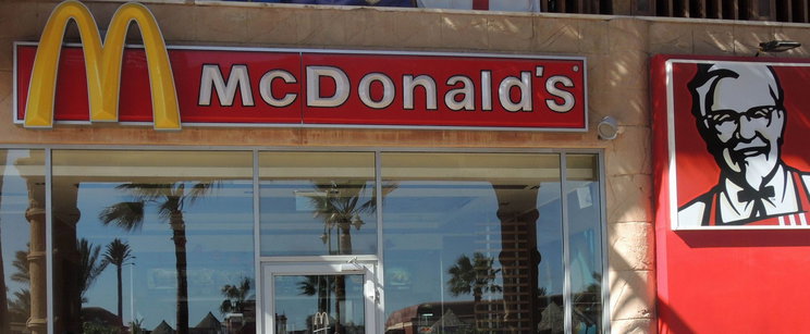 Embertelen végösszegű számlát kapott a nő a McDonald"s-ban, ez mindent átír a megahálózat működéséről