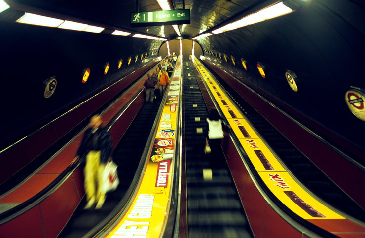 Egy turista kamerát erősített a metró hátuljára, ez húzódik Budapest alatt, kiderült a titok