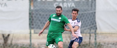 „Tőlünk kaptál enni, ők csak a postások” – A magyar válogatott sztárt alázzák a fideszes kiállása miatt