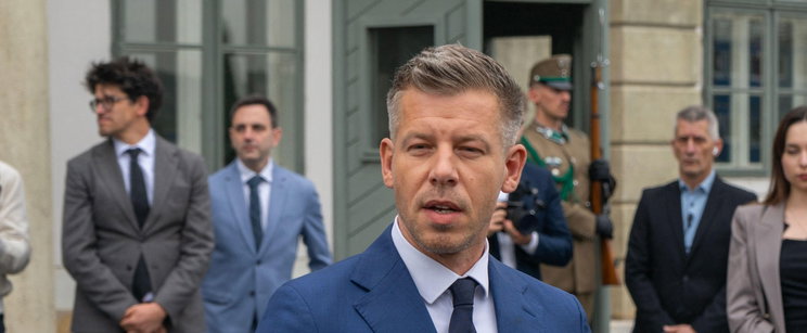 Váratlan dolog történt Magyar Péterrel a közmédia épületében, ez eddig elképzelhetetlen volt