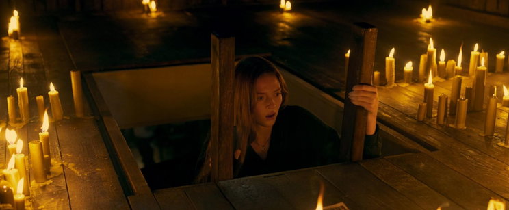 Fékezhetetlenül tör előre a Netflix legfrissebb thrillere, ráfüggtek a nézők, magyar utalás is elhangzott benne