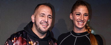 Curtis nagyon kihúzta a gyufát, minden fideszes fotóját törölte