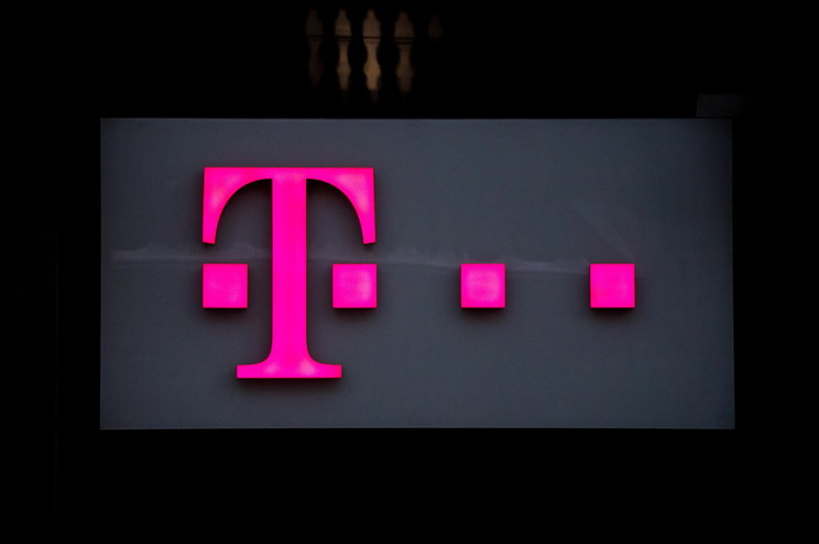 Fontos közlemény érkezett a Magyar Telekomtól, 16 vármegye 500 települését érinti az óriási mértékű fejlesztés