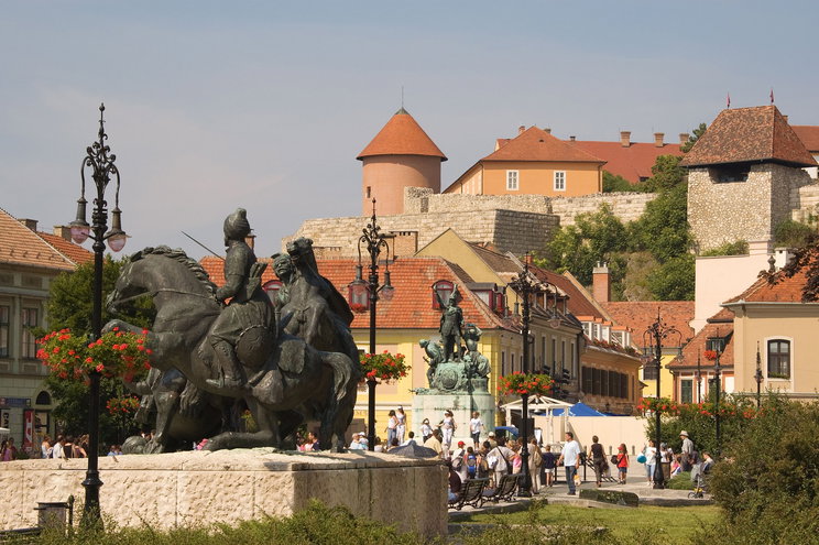 Iszonyatos sors várt az egri győzelem után Dobó Istvánra, a saját uralkodója vadászta le