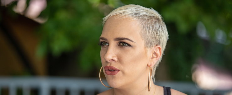 Tóth Vera férje is beszólt Tóth Gabinak, egyre több támadást kap az énekesnő