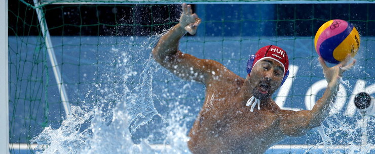 Ez Szécsi Zoltán eredeti végzettsége, ebből szerzett diplomát a sportoló, aki mégsem ül be a Parlamentbe a Fidesz színeiben