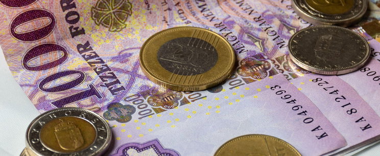 Megint gyengült a forint: ez az, ami jelenleg durván befolyásolja az árfolyamot