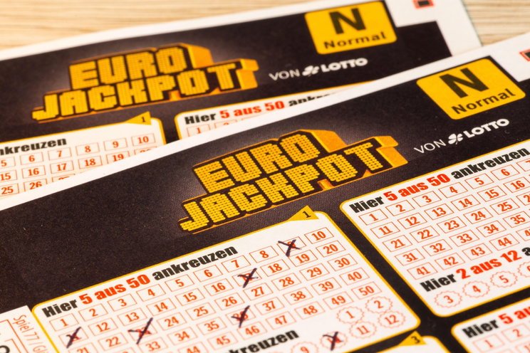 Eurojackpot: óriási vagyont lehetett szerezni, 7 szám több, mint 30 milliárd forintot ért