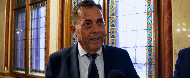 Megszólalt Pócs János a Rogán-minisztériumból kikerült felvételekről, majd éles szóváltásba keveredett a riporterrel