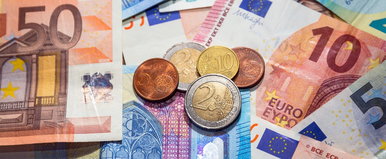 Megszólalt a K&H bank elemző a magyar euróbevezetés reális árfolyamáról, végleg eldőlhet a forint sorsa? 