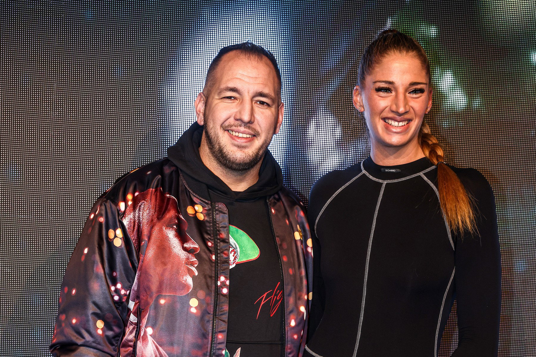 Szénné égették Curtist, Tóth Gabinál is keményebb kritikát kapott, a rapper beleállt a szituációba
