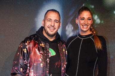 Szénné égették Curtist, Tóth Gabinál is keményebb kritikát kapott, a rapper beleállt a szituációba