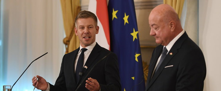 Váratlan dolog miatt támadják Magyar Pétert az interneten az osztrák tévének adott interjúja után