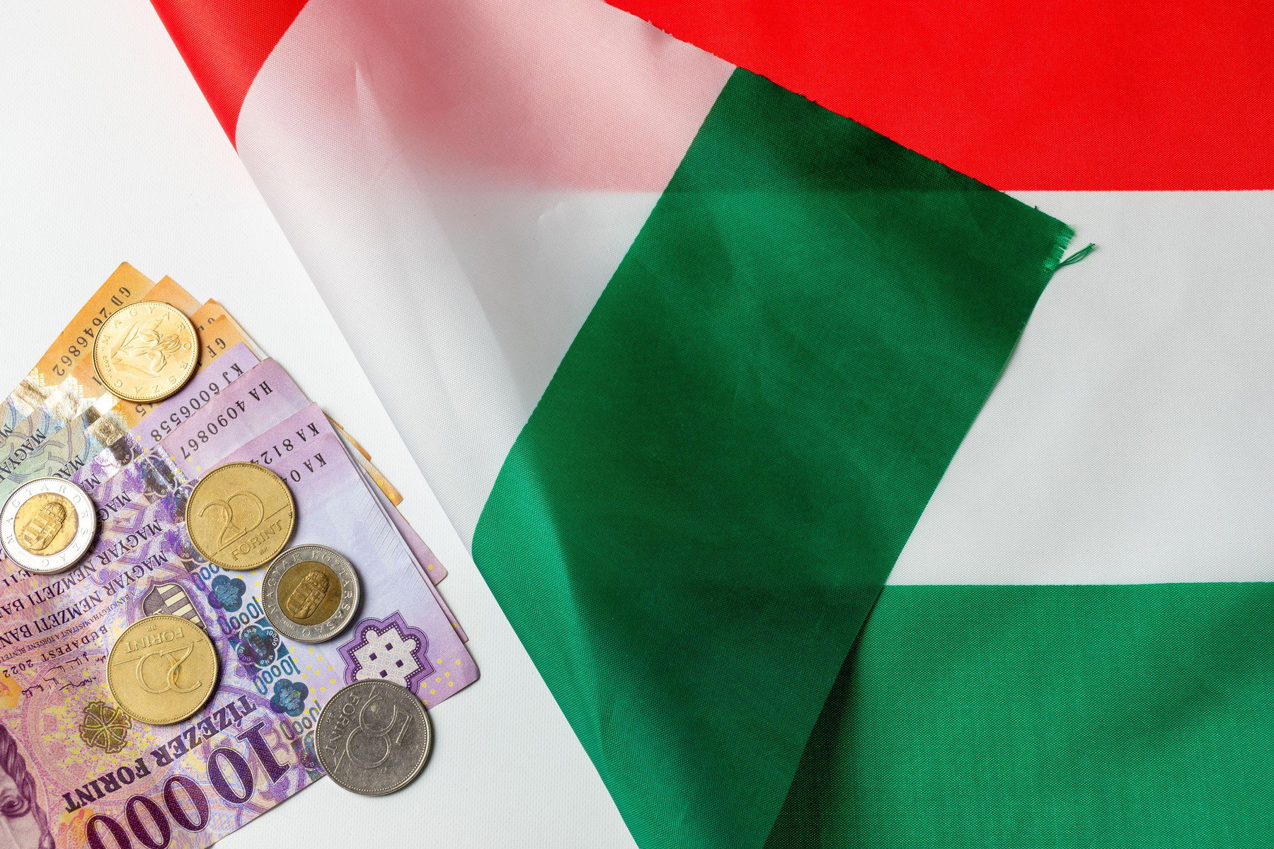 Megjött a hír a 14. havi nyugdíjakról, jövőre csak ezek az emberek kaphatták meg
