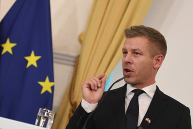  Magyar Péter még nem tudott megállapodni a Magyarországnak járó eurómilliárdokról, hozzá kéne nyúlniuk az adó és a nyugdíjrendszernek is