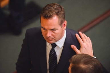 Németh Balázs a Balatonnál keveredett balhéba, majdnem megverték a Fidesz egyik fő emberét