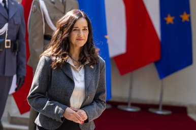Kielemezte a szakértő Orbán Anita angol akcentusát, így hívják az angolt, amit a külügyminiszter beszél