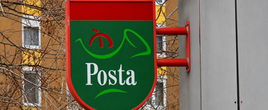 Vége az olcsó postázásnak, a Magyar Posta egyetlen tollvonással kaszálta el az emberek spórolási lehetőségét