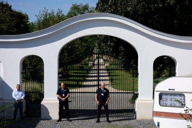 Egy ingatlanos pontosan kiszámolta, mennyiből épült és mennyit ér most Hatvanpuszta, érdekes ellentmondásra figyelt fel