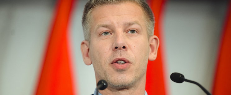 Alekosz üzent Magyar Péternek, egyetlen szóval válaszolt a miniszterelnöknek