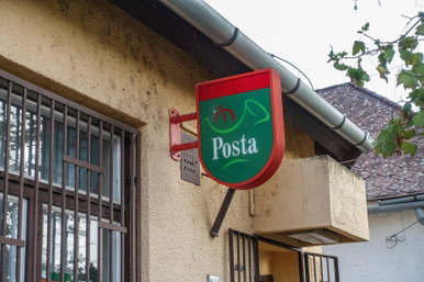 Komoly kárt okozott a Magyar Posta az ügyfélnek, abszurd túrára küldték az expressz csomagját