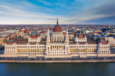 Dráma a benzinkutaknál, eltörölték a hatósági benzinárakat, jön a piaci valóság